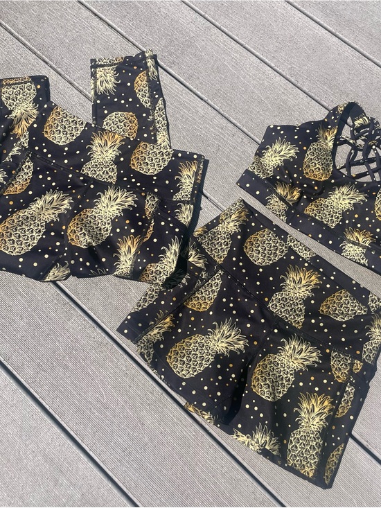 Constantly Varied Gear Pants - Share Constantly Varied Gear CVG Set Leggings Bra Shorts Black Gold Pineapple S